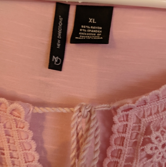 New Directions top, beautiful pastel pink color. - Picture 4 of 4
